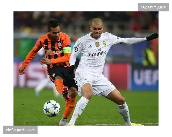 雷恩后卫阿格尔德恢复合练，有望在周末联赛复出